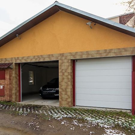 Apartman Vrane Vrane nad Vltavou Экстерьер фото